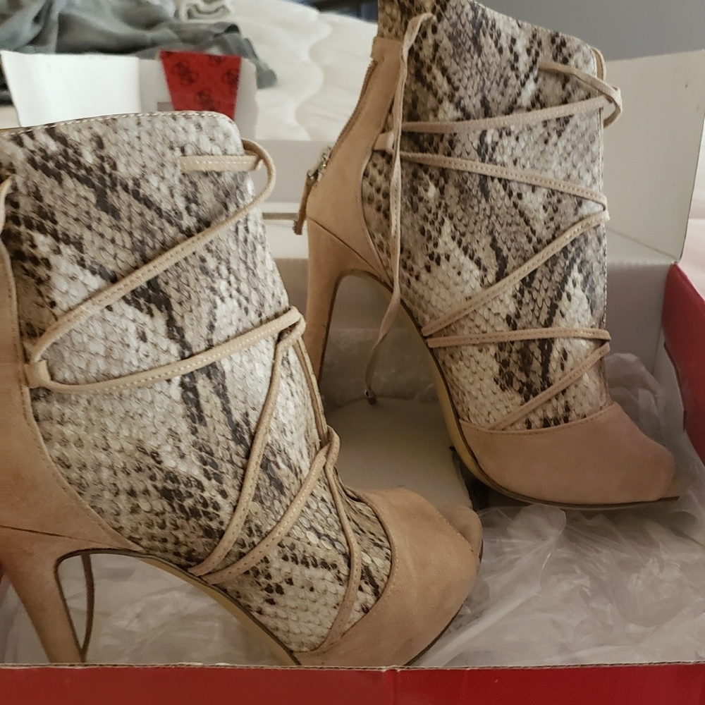 Guess heels